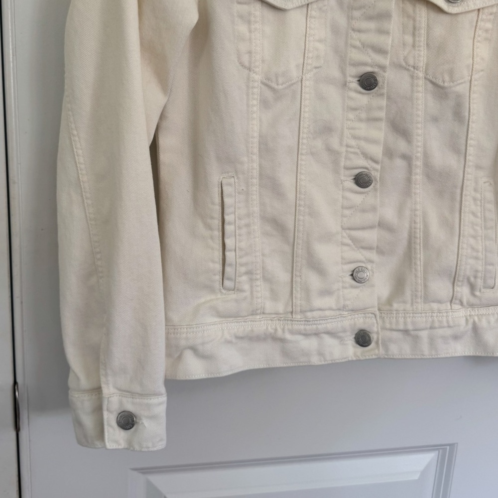 Old Navy White Denim Jacket - Picture 4 of 9